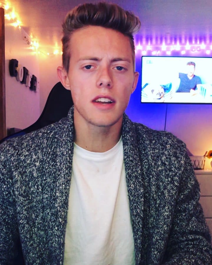 Post 9 by 🔹 ℤ𝕒𝕔𝕙 𝕄𝕒𝕕𝕤𝕠𝕟 🔹 on Instagram (video)