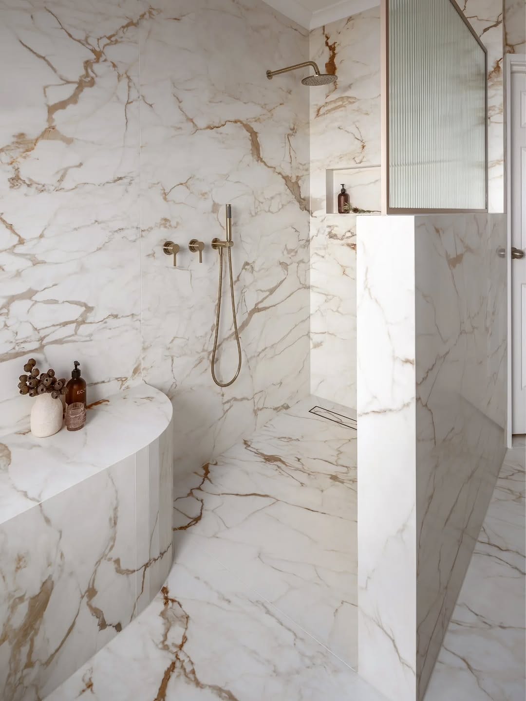 Post 6 by Lux Interiors on Instagram (carousel)