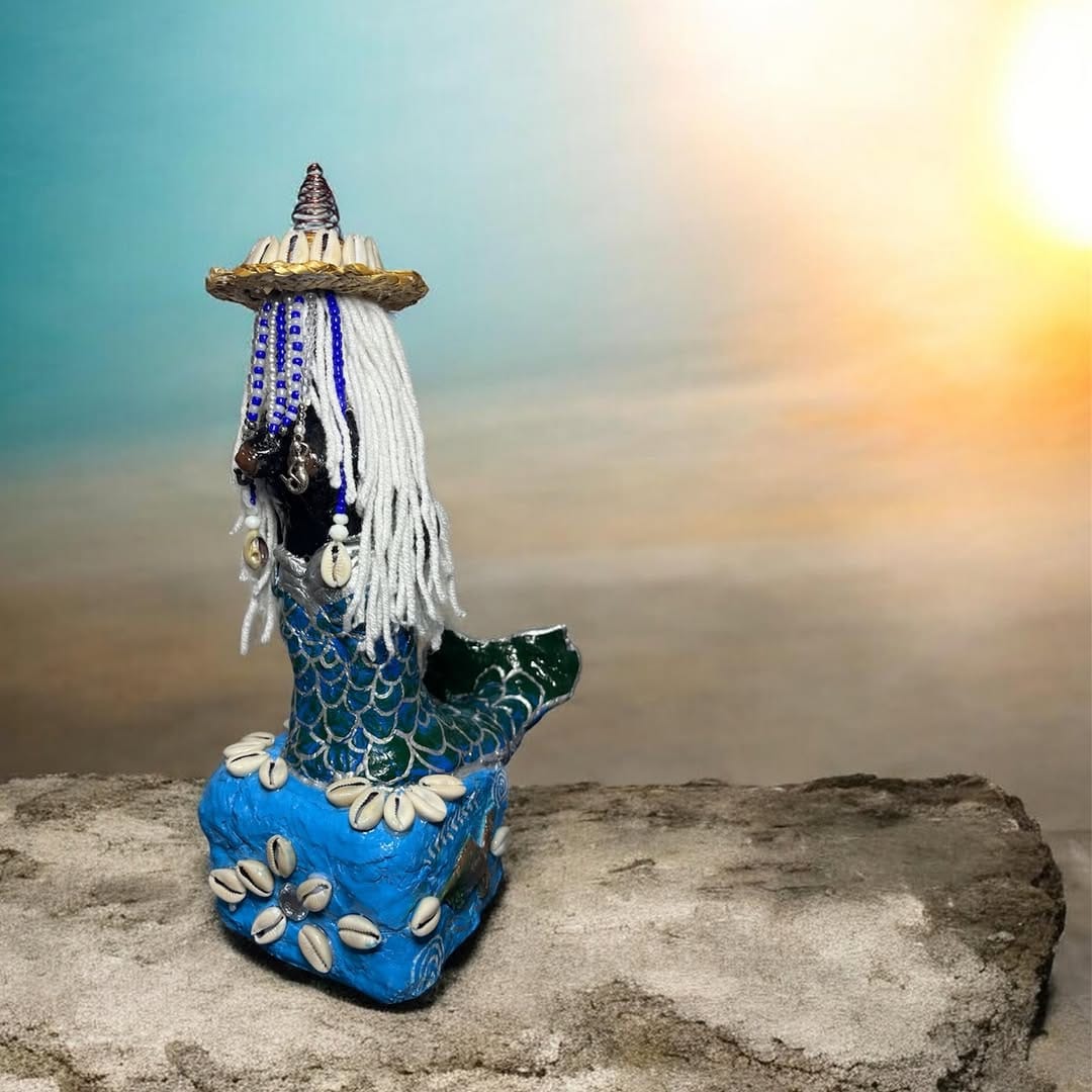 Post 4 by 𝓣𝓾𝓻𝓲𝔂𝓪 𝓞𝓶 𝓖𝓾𝓲𝓭𝓻𝔂 🌊🧜🏾‍♀️🐚🥥🕯️ on Instagram (carousel)