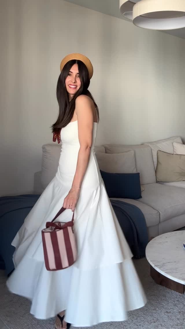 Post 6 by Victoria on Instagram (video)