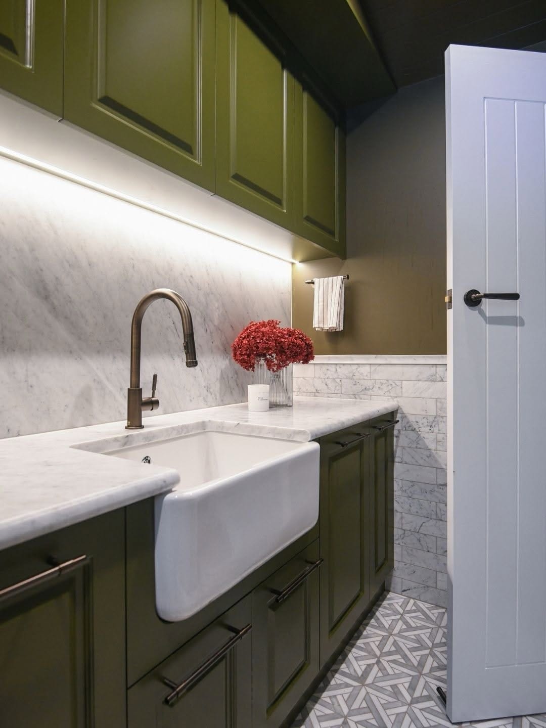 Post 1 by Kate Vale - Interior Designer. on Instagram (carousel)