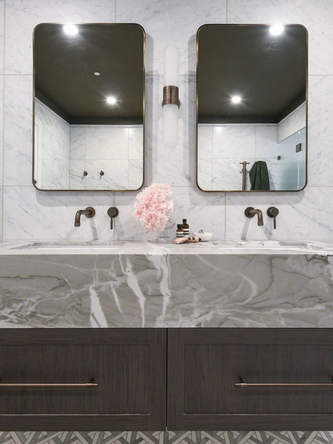 Post 2 by Kate Vale - Interior Designer. on Instagram (carousel)