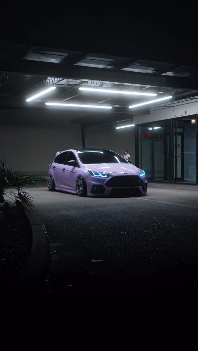 Post 2 by Simp Built Custom on Instagram (video)