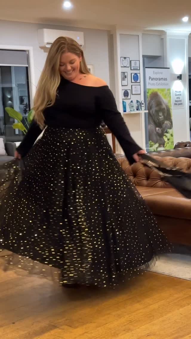 Post 6 by Samantha Raad on Instagram (video)