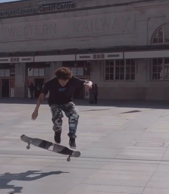 Post 9 by 🔴 Your longboard posts !! 🔴 on Instagram (video)
