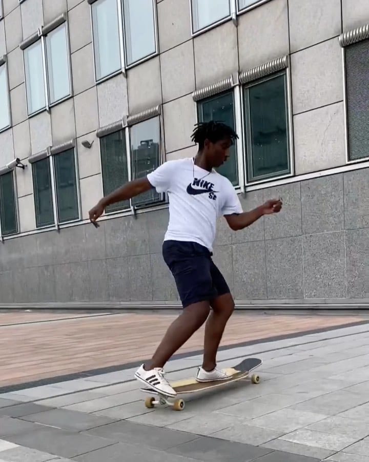 Post 2 by 🔴 Your longboard posts !! 🔴 on Instagram (video)