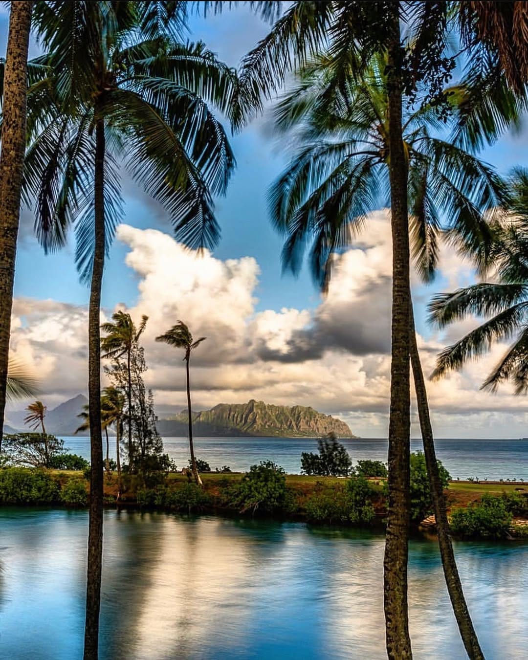 Post 3 by Photos And Content Of Hawaii on Instagram (image)