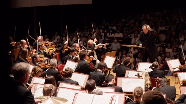 Post 3 by Andris Nelsons on Instagram (video)