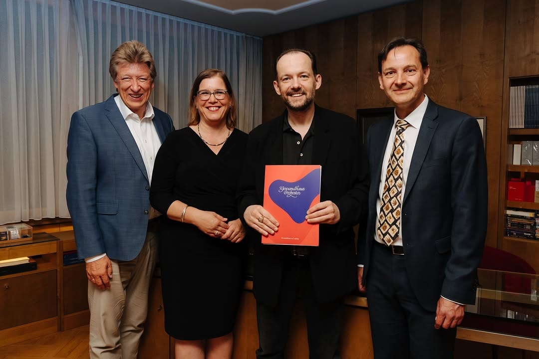 Post 10 by Andris Nelsons on Instagram (image)