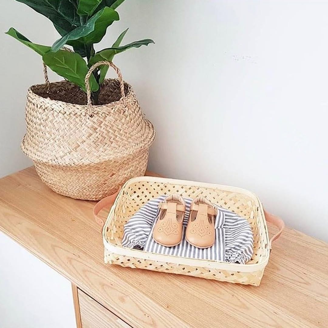 Post 10 by MOC-BABY on Instagram (image)