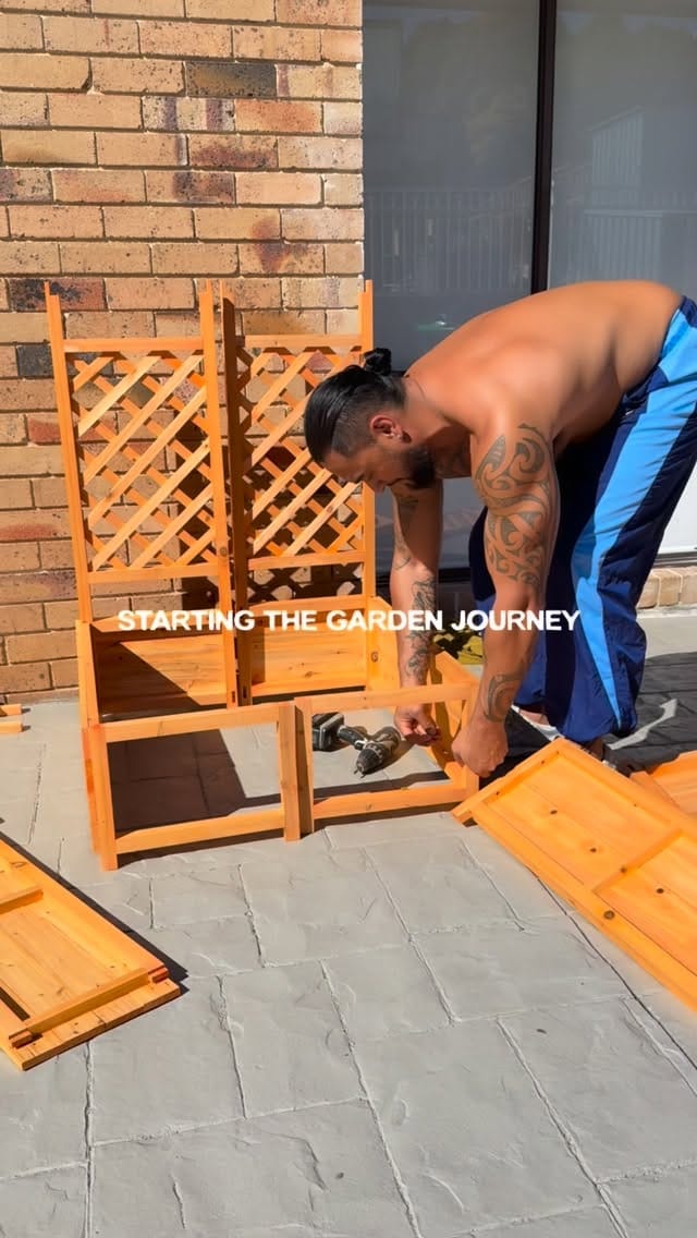 Post 5 by Samson Smith on Instagram (video)
