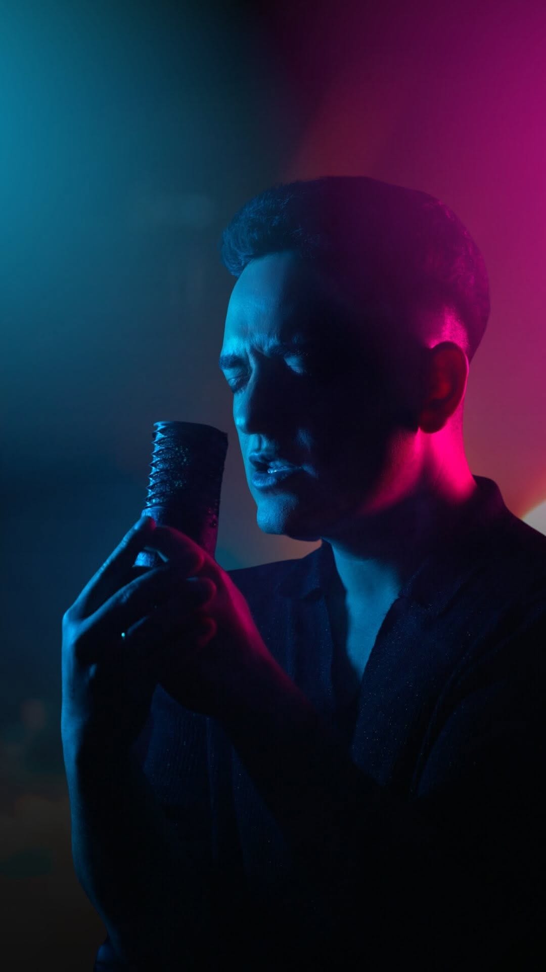 Post 10 by Vincent Mejias • Cantante on Instagram (video)