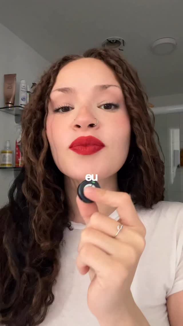 Post 6 by Victória Rocha on Instagram (video)