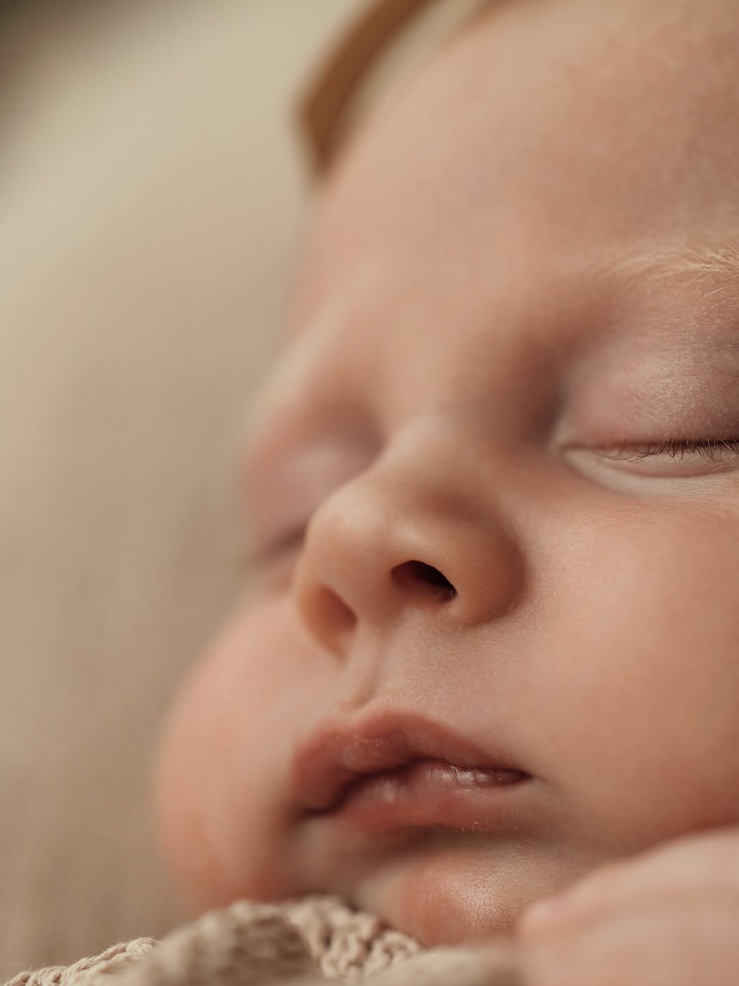 Post 3 by Alana Jayne | Perth Maternity, Newborn & Family Photographer ☾ on Instagram (carousel)