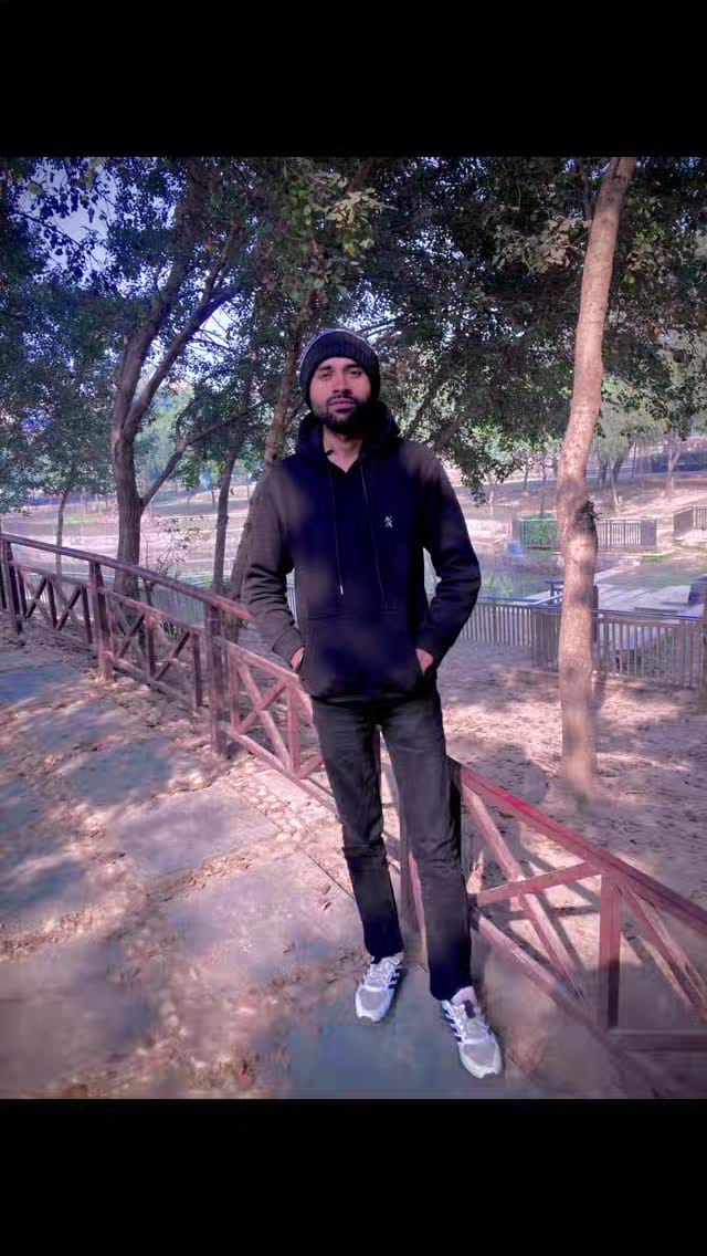 Post 7 by Dexent Razz on Instagram (video)