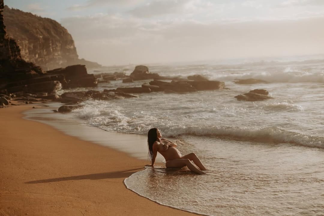 Post 10 by Melina • Sydney Maternity and Newborn Photographer on Instagram (image)