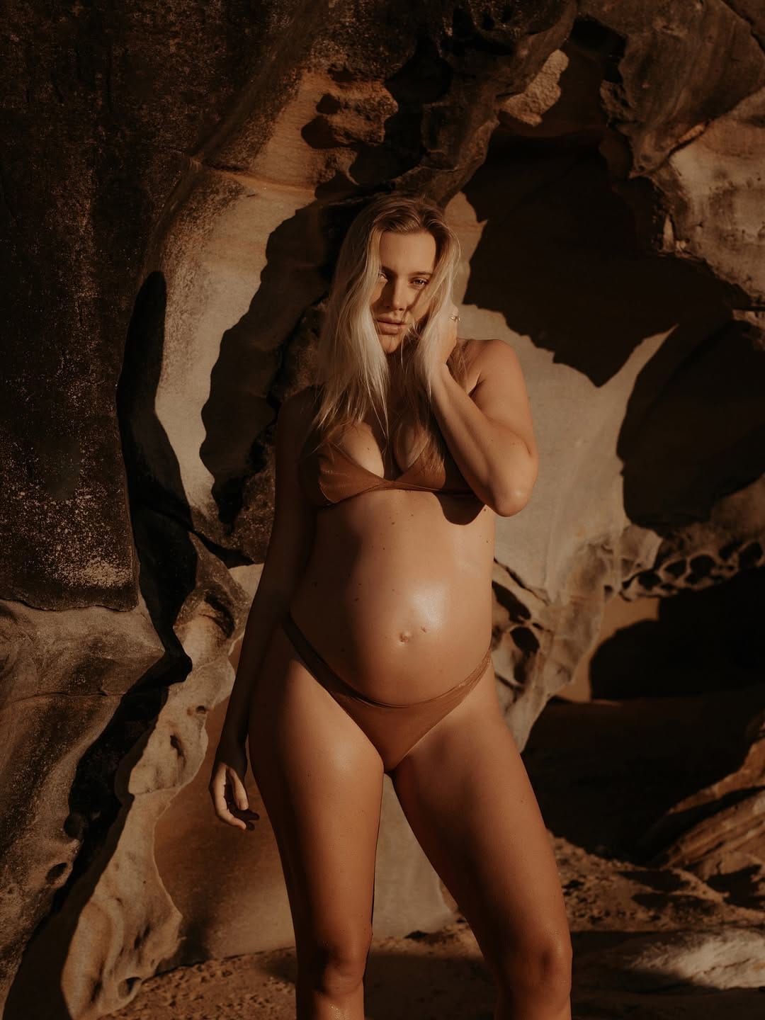 Post 8 by Melina • Sydney Maternity and Newborn Photographer on Instagram (carousel)