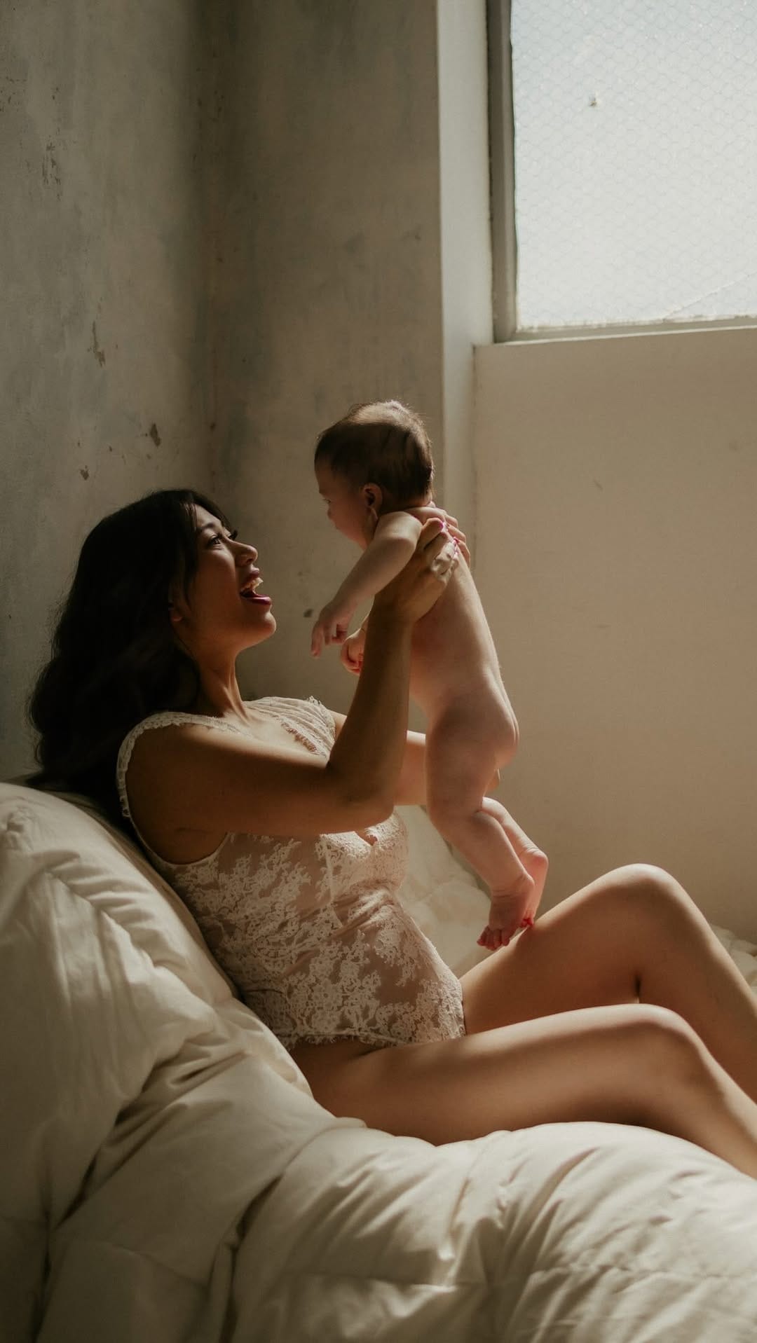 Post 5 by Melina • Sydney Maternity and Newborn Photographer on Instagram (video)