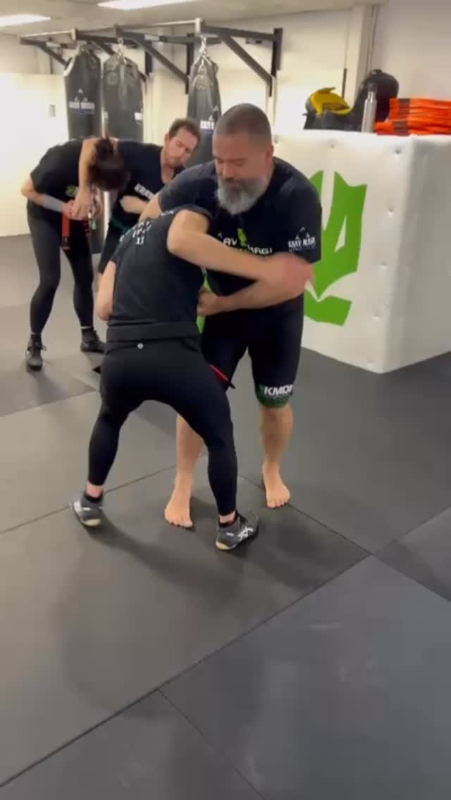 Post 1 by Krav Maga Defence Institute on Instagram (video)