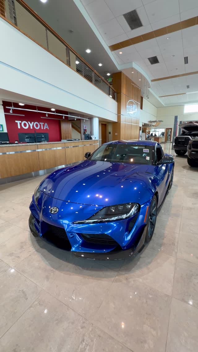 Post 4 by UZBEK DREAM CARS on Instagram (video)