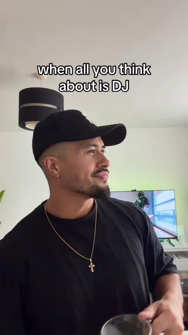 Post 4 by thaiguy on Instagram (video)