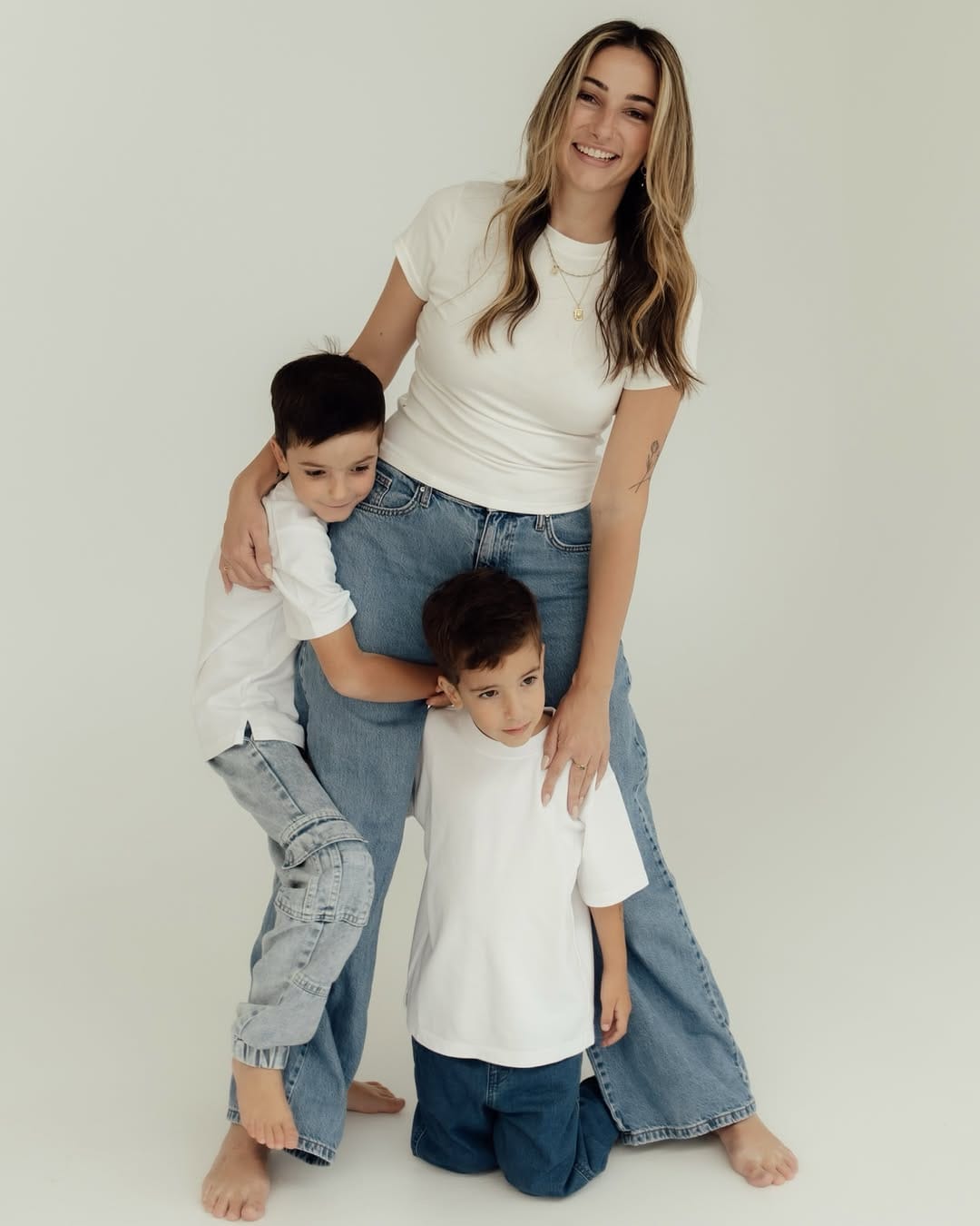 Post 3 by Fiona, Brisbane Family Photographer on Instagram (carousel)
