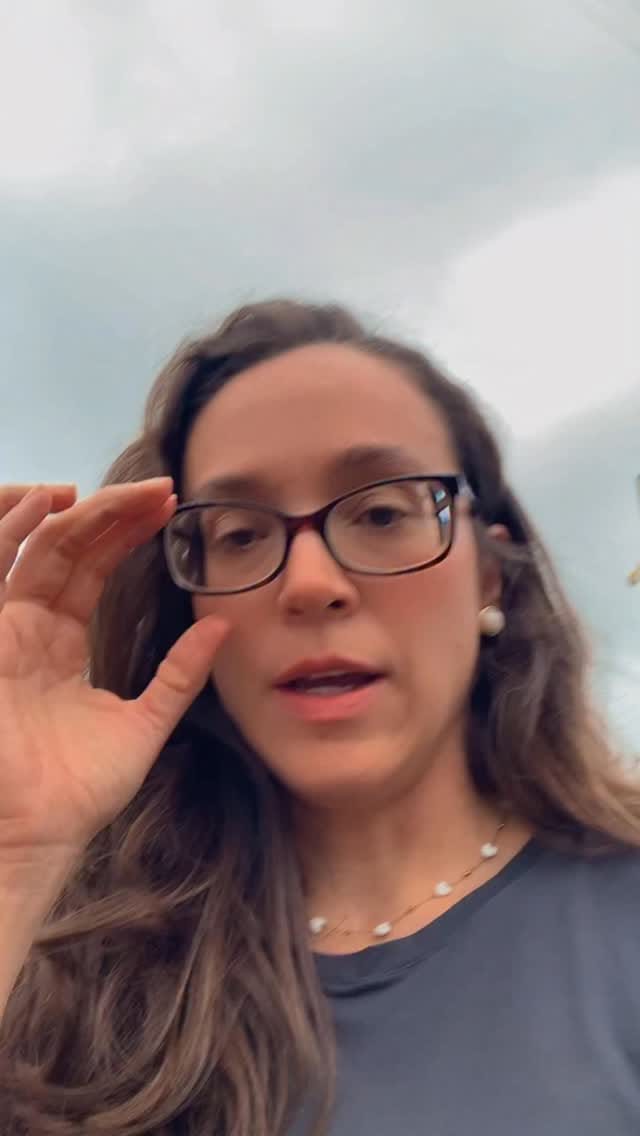 Post 9 by Thaís Scapim | Farmacêutica e Terapeuta on Instagram (video)