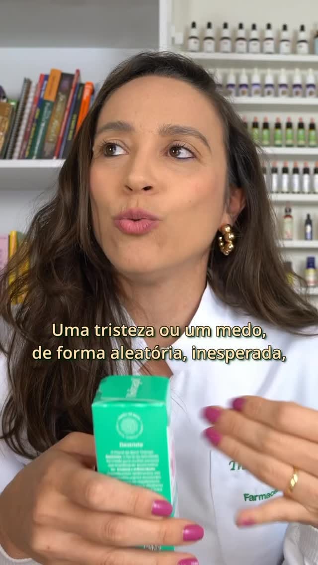 Post 3 by Thaís Scapim | Farmacêutica e Terapeuta on Instagram (video)