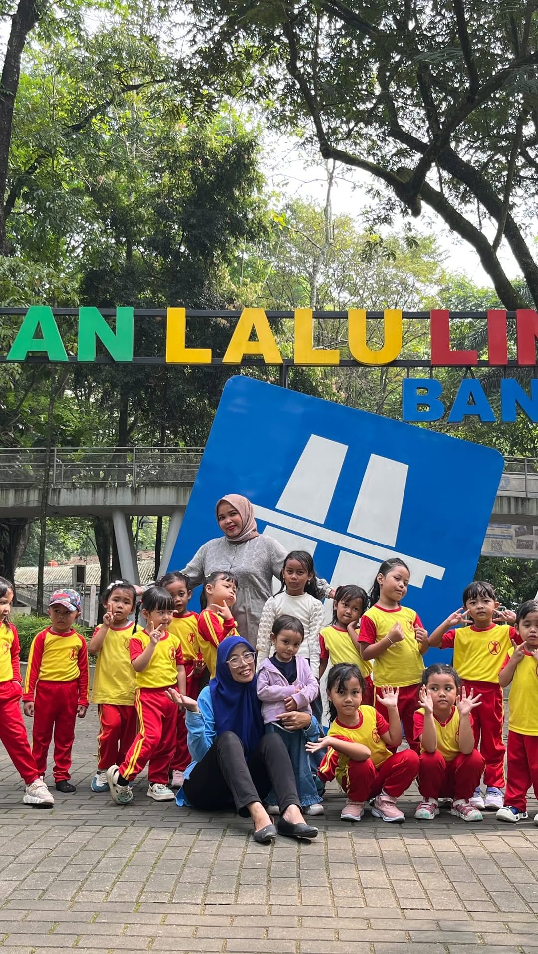 Post 5 by Taman Lalu Lintas Bandung on Instagram (video)