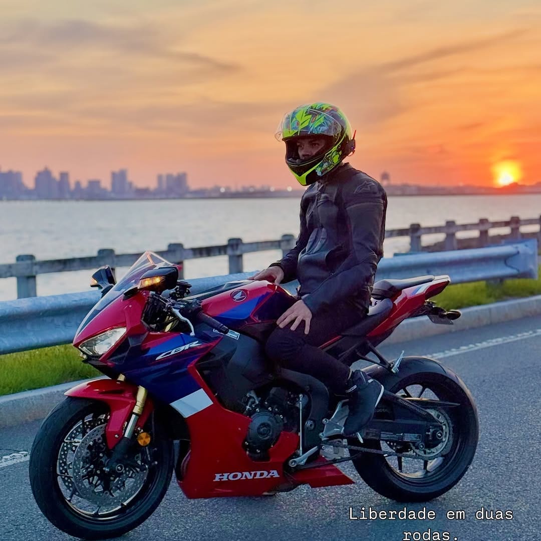 Post 5 by @cleytonpedrosa on Instagram (image)