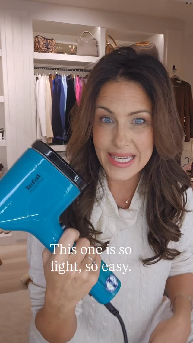 Post 5 by JULIE HANNAH on Instagram (video)