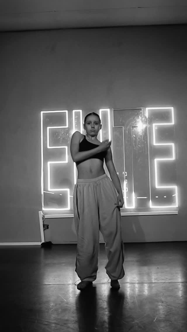 Post 1 by ELITE PERFORMANCE STUDIOS on Instagram (video)