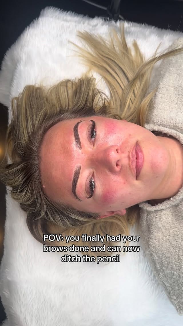 Post 4 by Samantha Thomas | PMU & Aesthetic Specialist - Kent on Instagram (video)