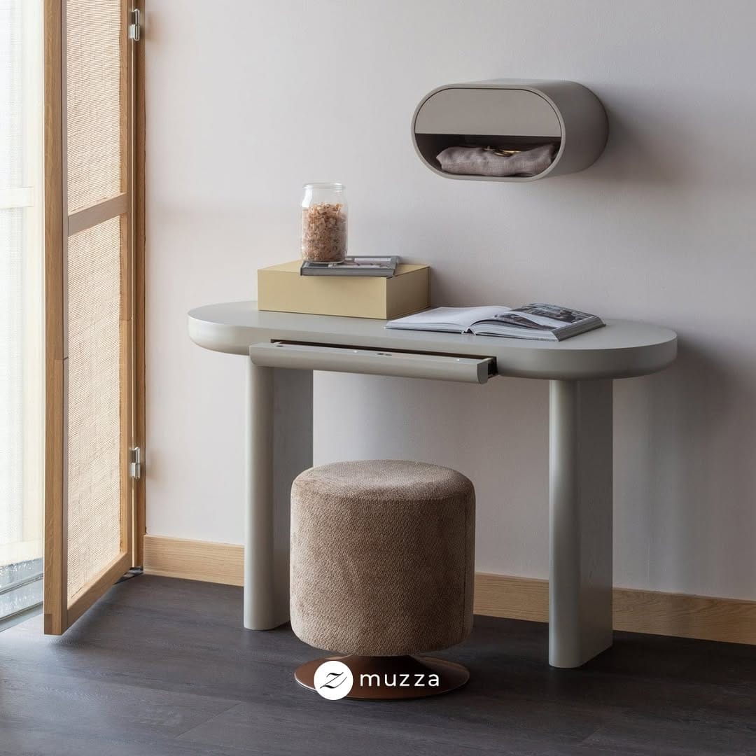 Post 5 by MUZZA on Instagram (image)