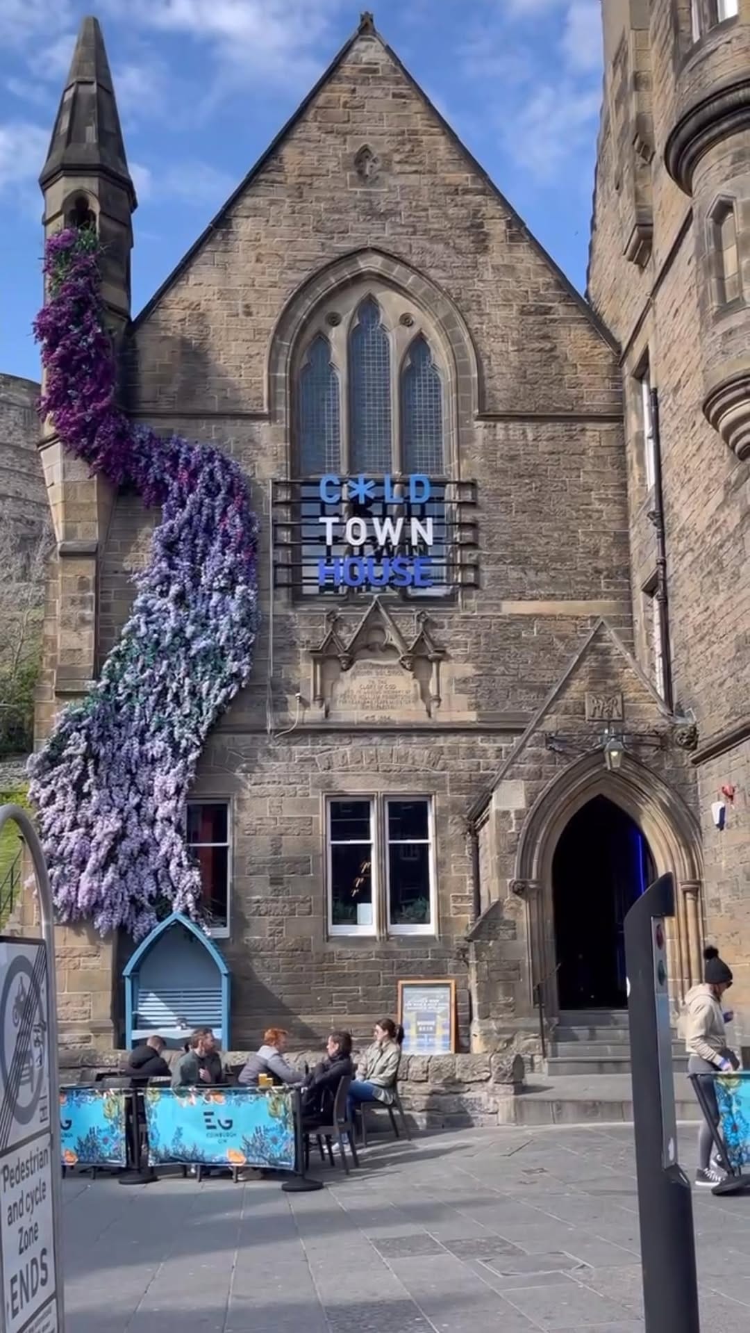 Post 4 by Hayley Phillips on Instagram (video)