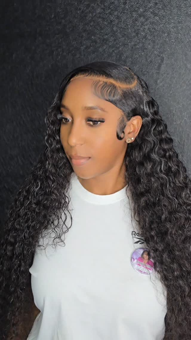 Post 2 by LUXURY HAIR / BUNDLE @FABHAIR_OFFICIAL • CHRISTIANA on Instagram (video)
