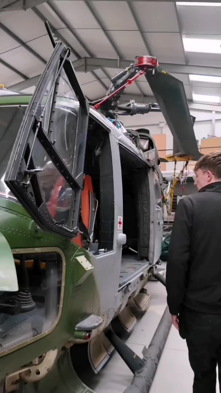 Post 8 by Historic Helicopters on Instagram (video)