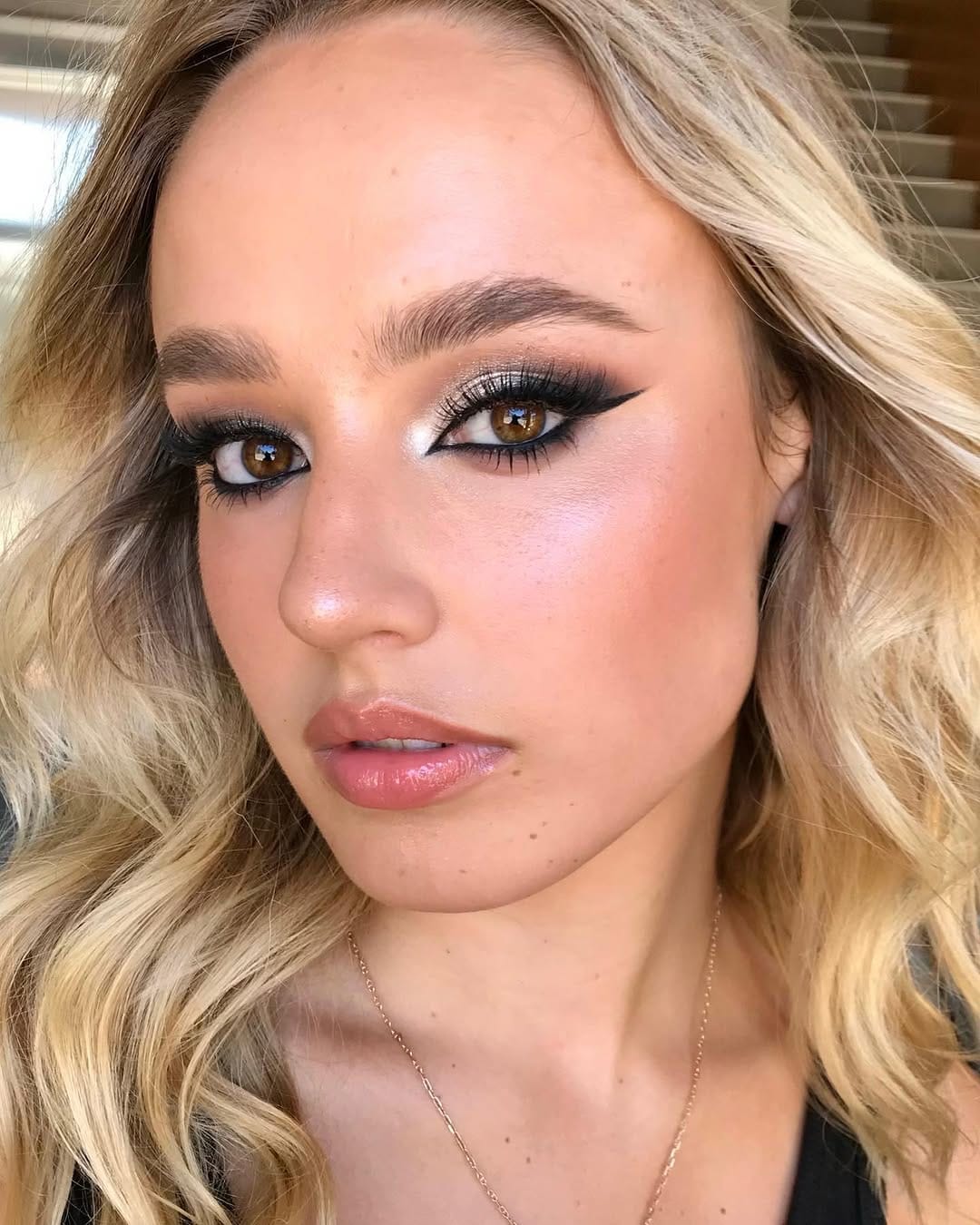 Post 9 by Perth’s Leading Makeup Academy on Instagram (image)