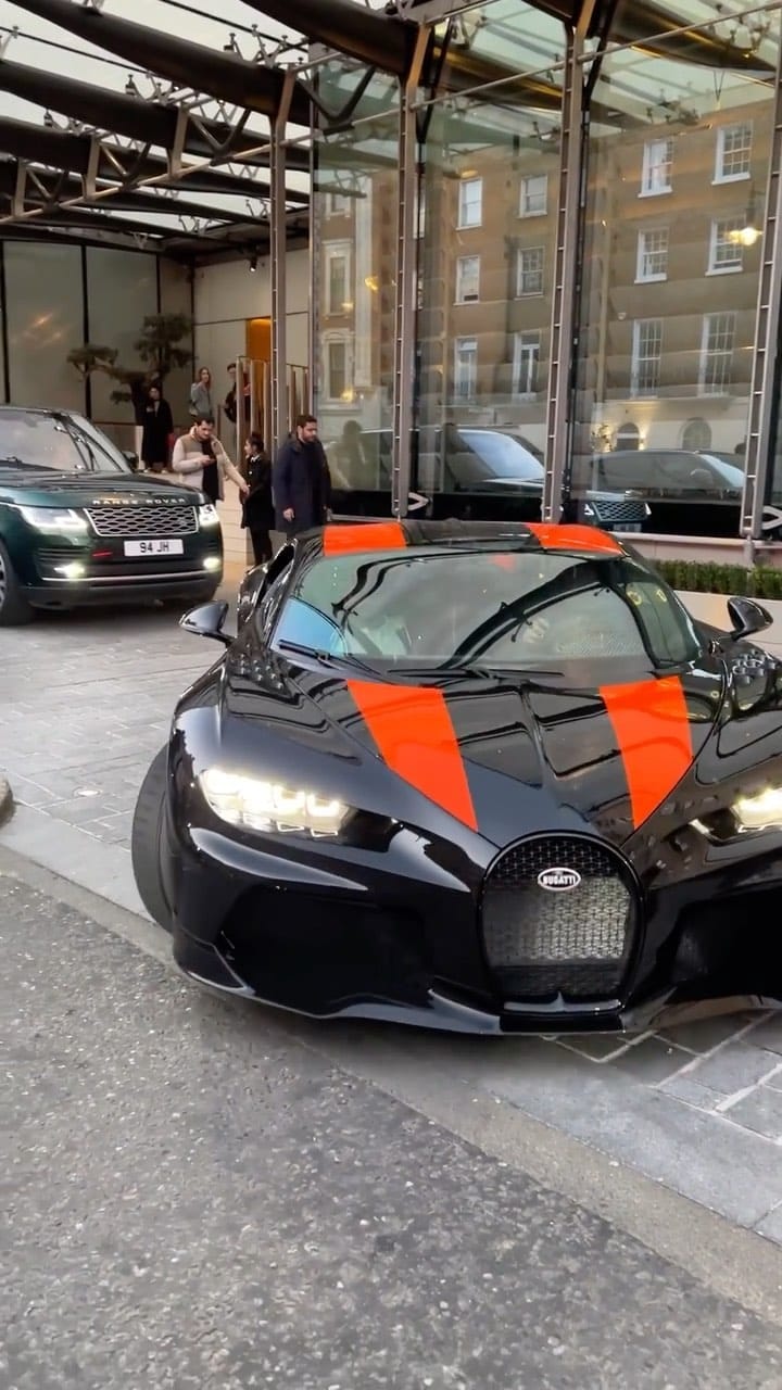 Post 5 by London Super Cars 🇬🇧 on Instagram (video)