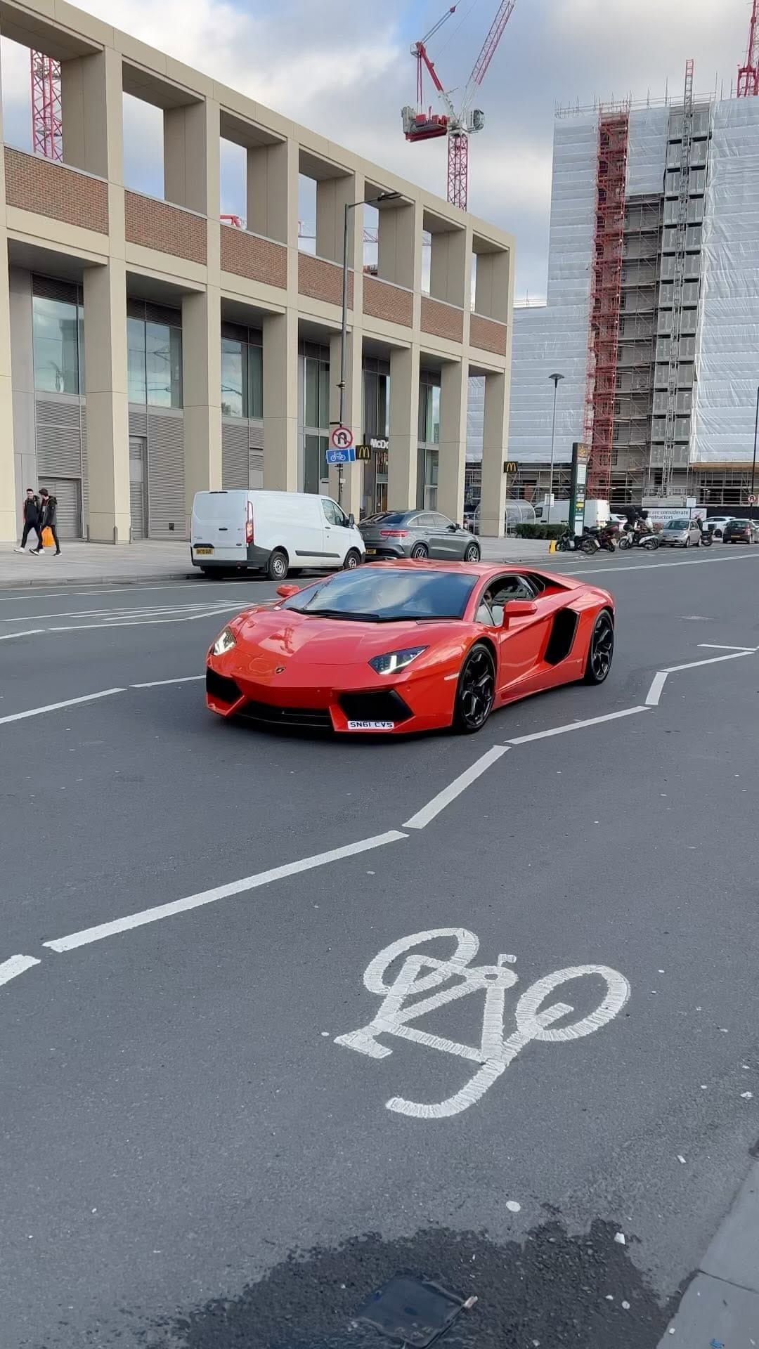 Post 10 by London Super Cars 🇬🇧 on Instagram (video)