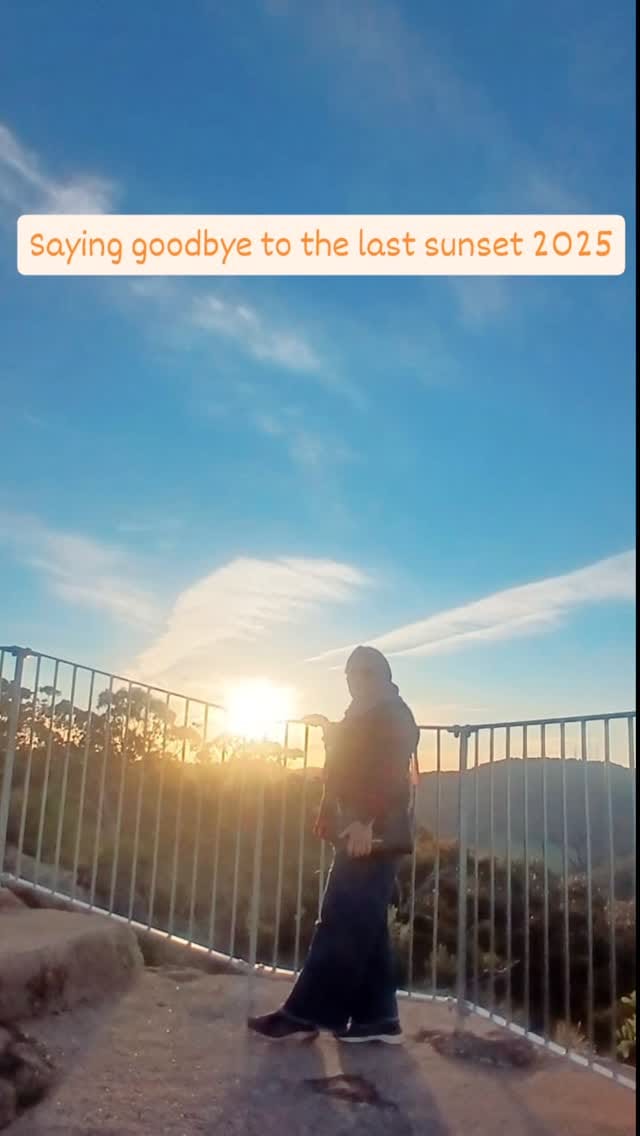 Post 5 by Beenish Usman on Instagram (video)