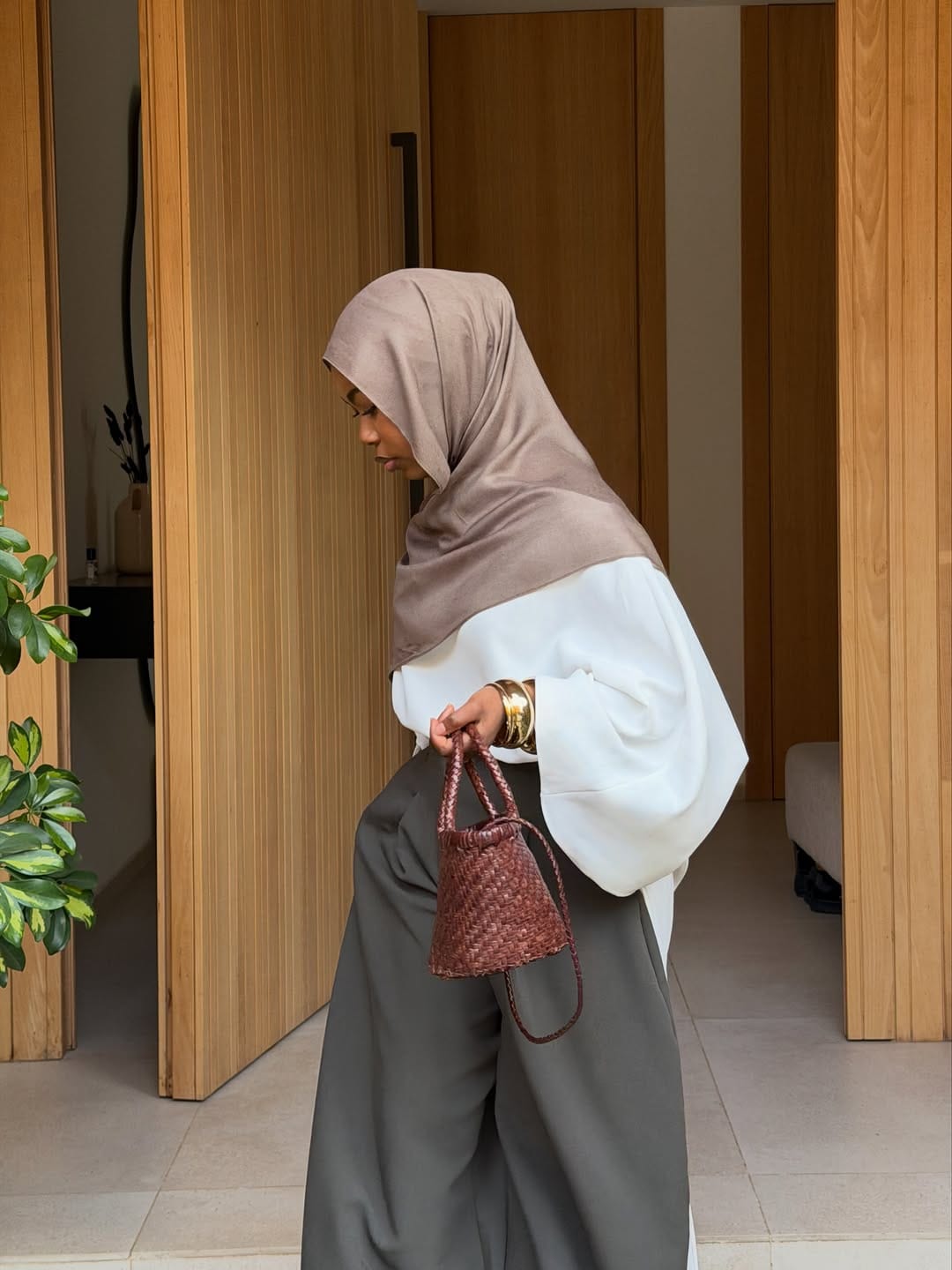Post 8 by Aisha A on Instagram (carousel)