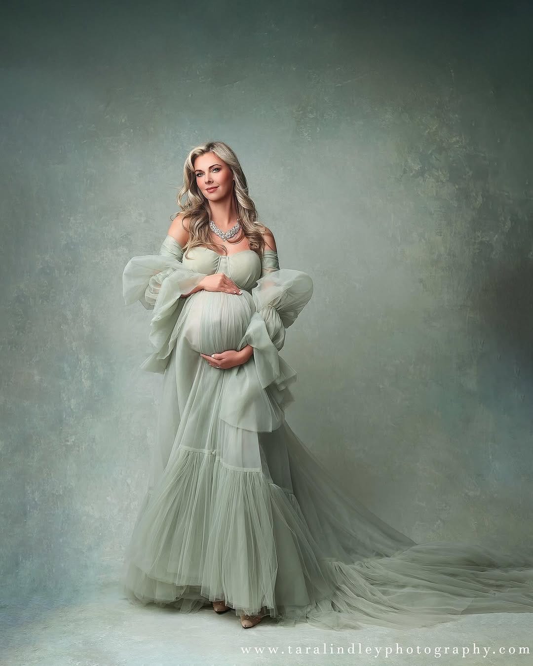 Post 8 by Tri-Cities WA Newborn, Baby & Maternity Photographer on Instagram (image)