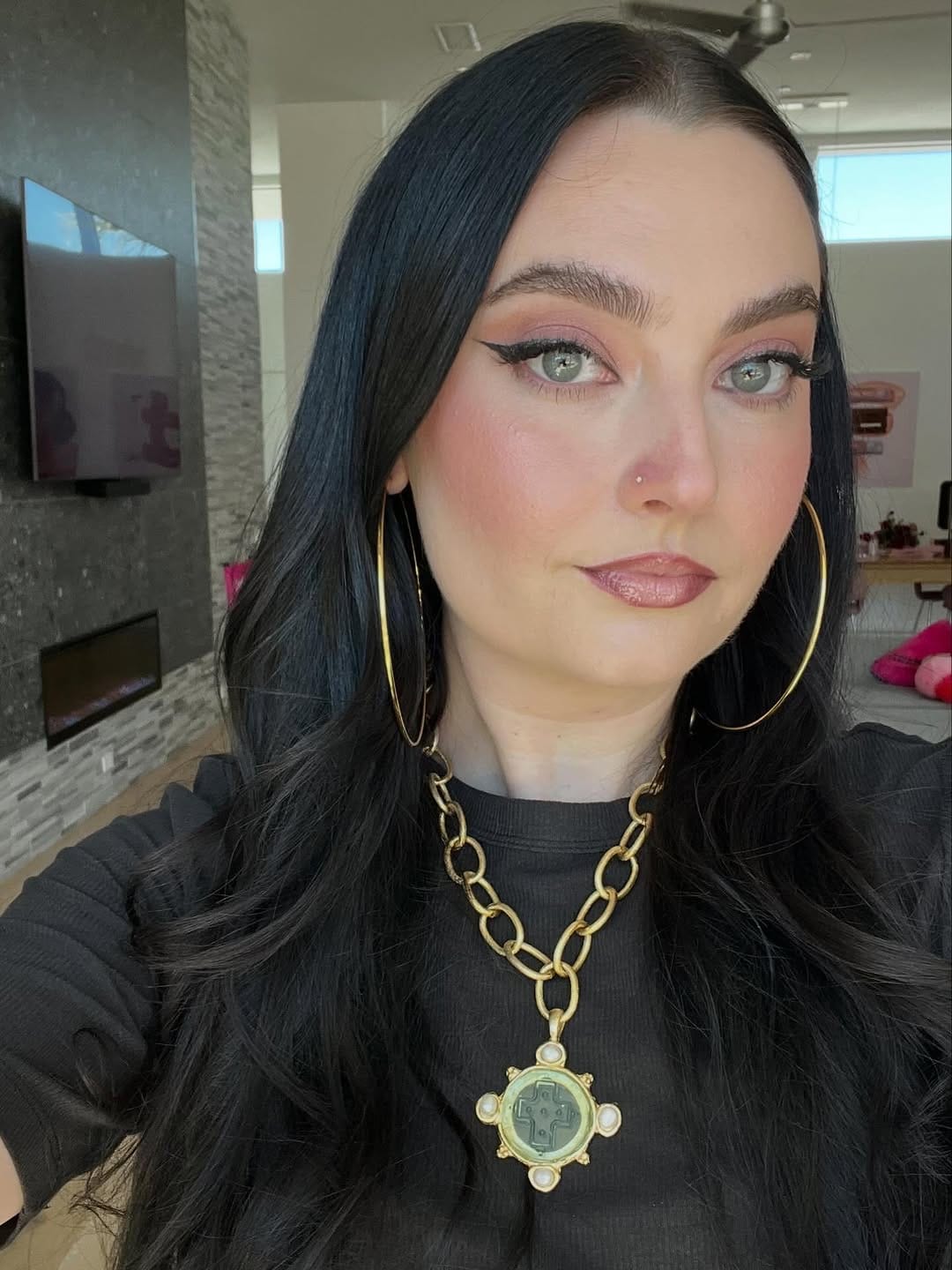 Post 4 by Chanel Temple on Instagram (carousel)