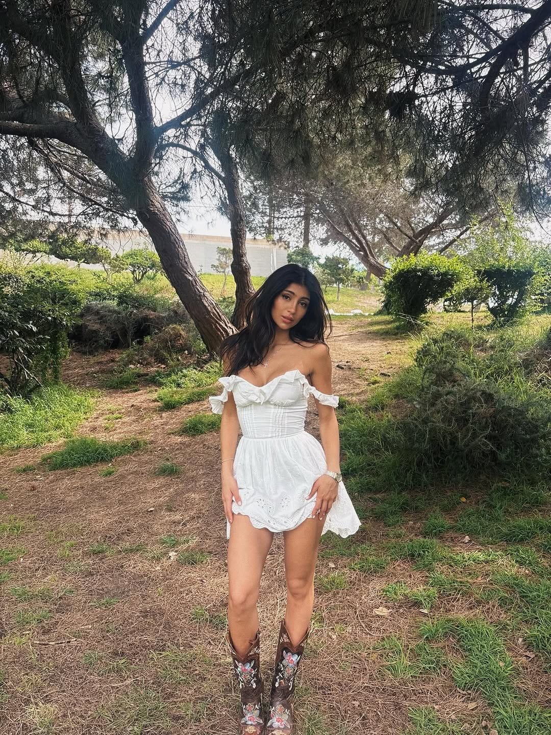 Post 8 by Isabella Patel on Instagram (carousel)