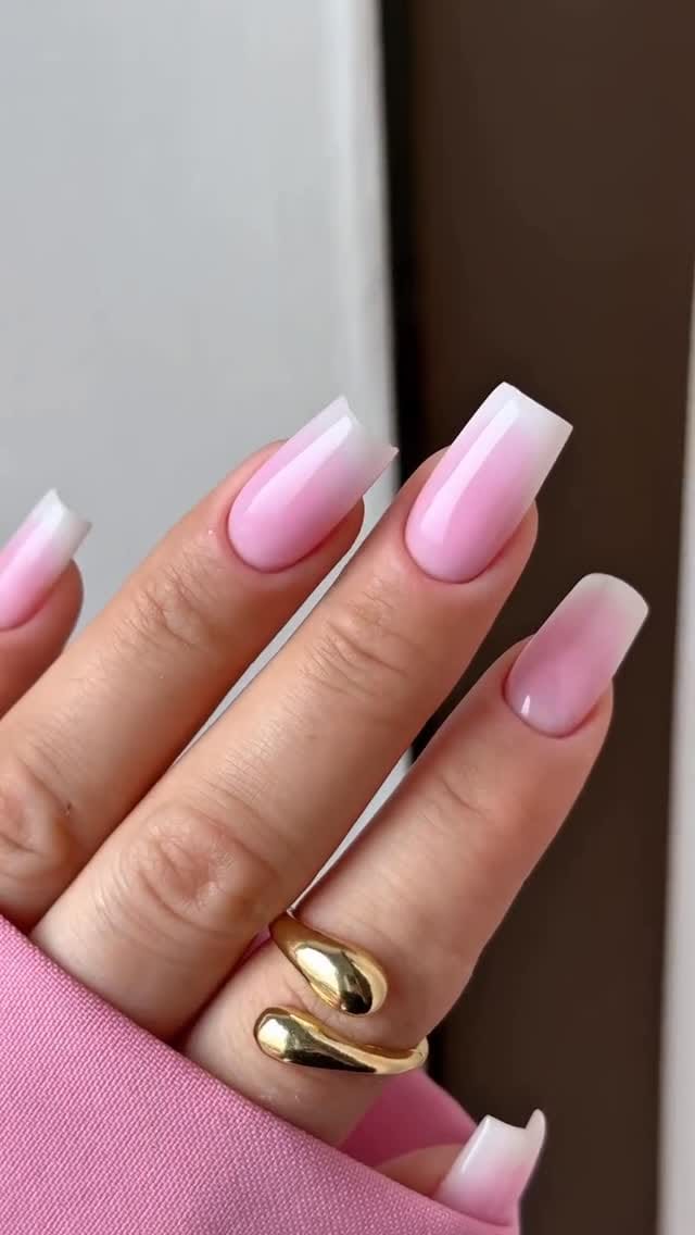 Post 9 by Victoria Vynn Slovenija on Instagram (video)