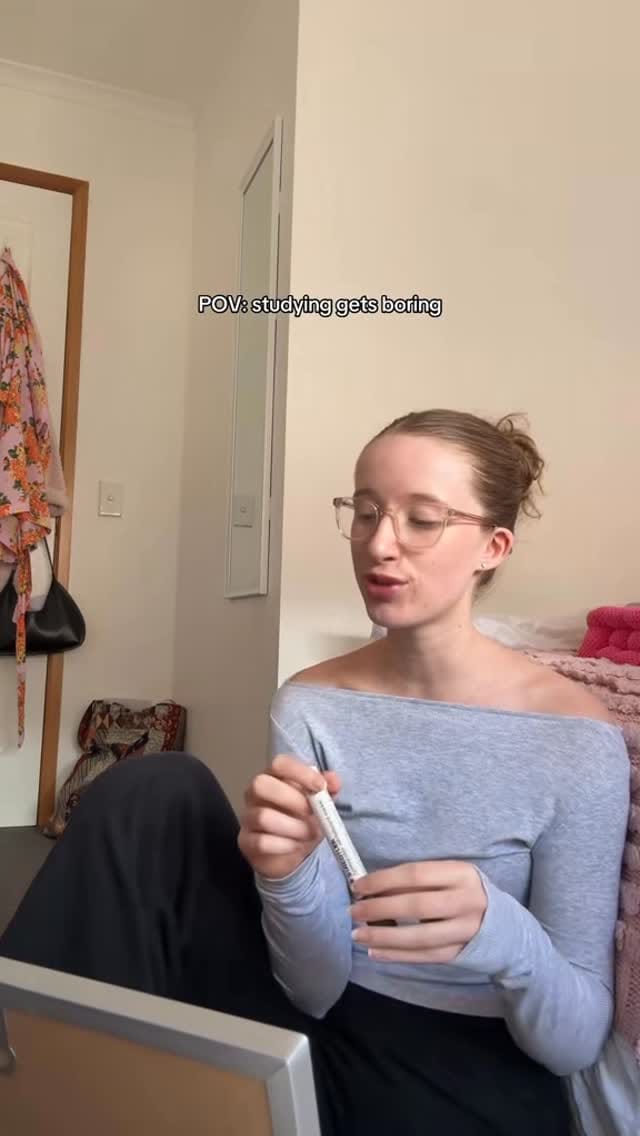 Post 10 by ELLA AND SARAH on Instagram (video)