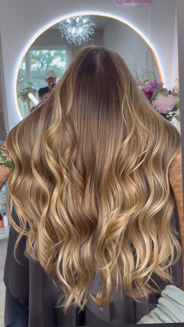 Post 8 by Cezar Hairdresser|Brazilian Hairstylist on Instagram (video)