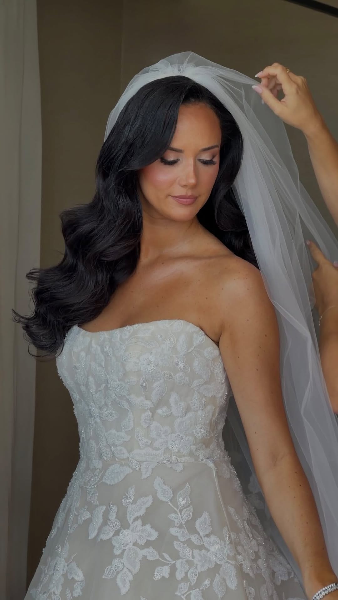 Post 5 by BOSTON MAKEUP ARTIST | GARINEH ASHJIAN on Instagram (video)