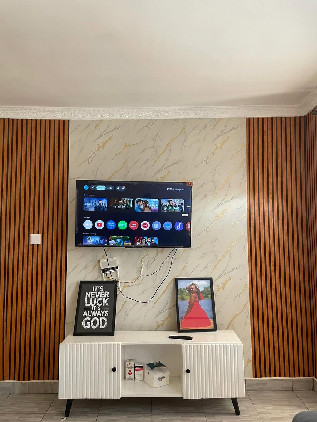 Post 6 by Haven_wallpapers_and_interiors on Instagram (image)